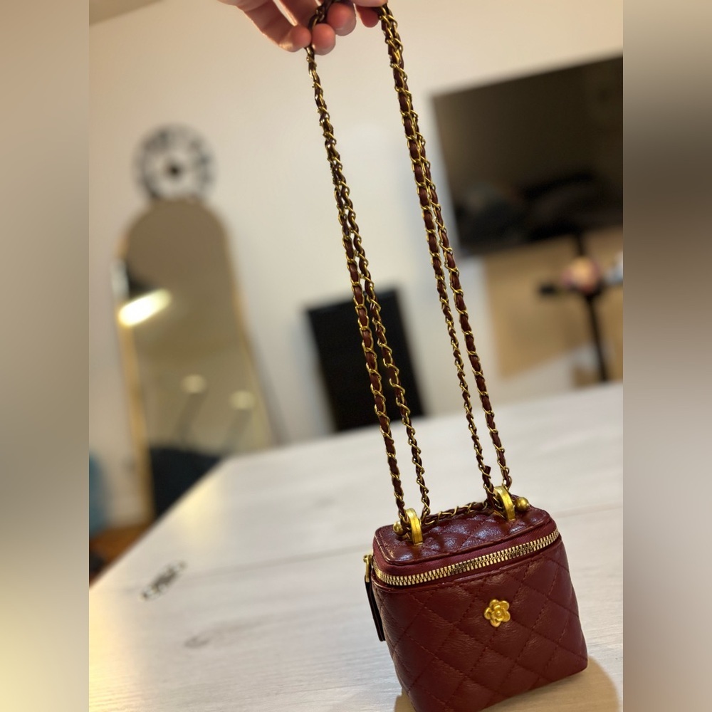 New  Quilted Burbugdy  Chain‎ mini Bag - Picture 4 of 6
